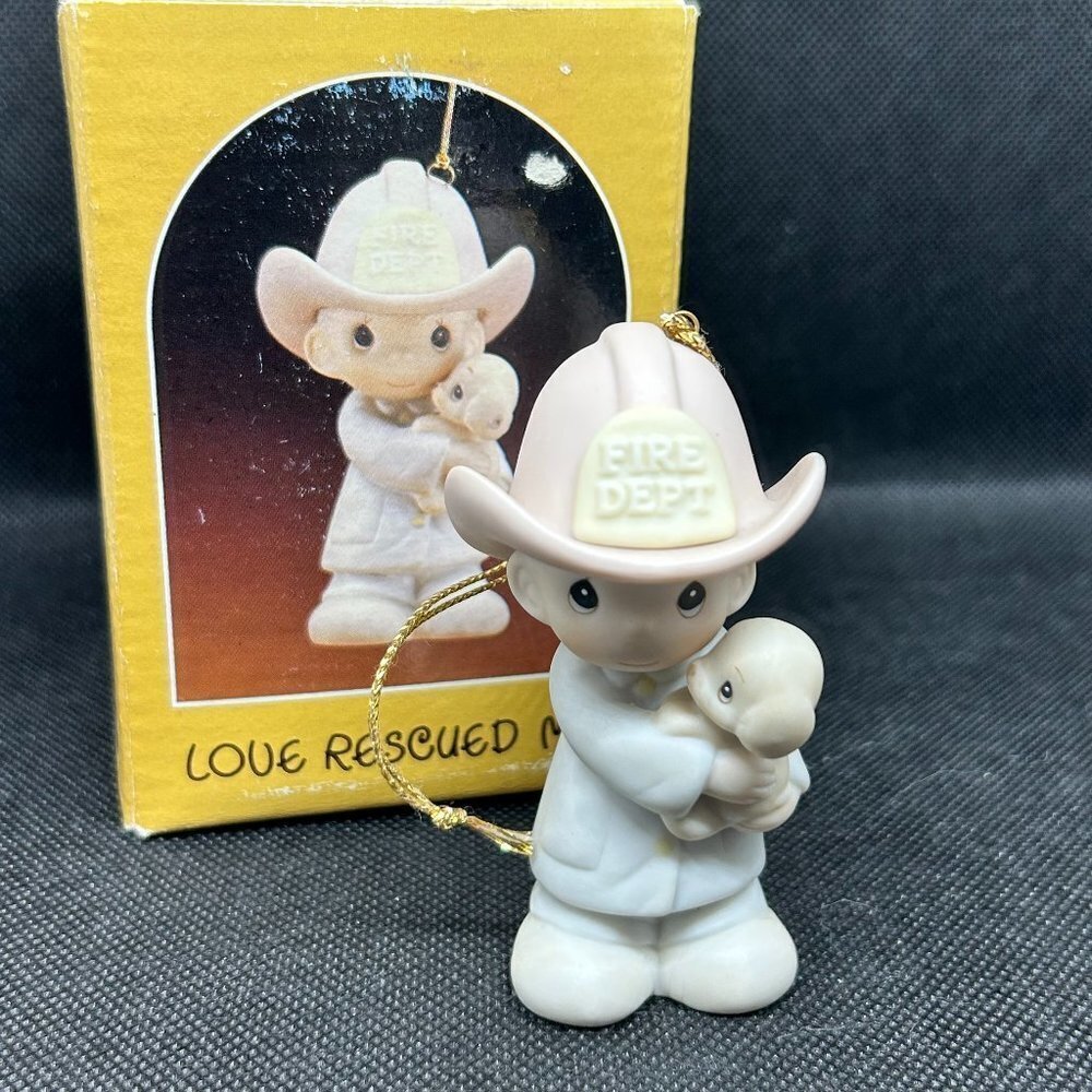 PRECIOUS Moments "Love rescued me" ornament